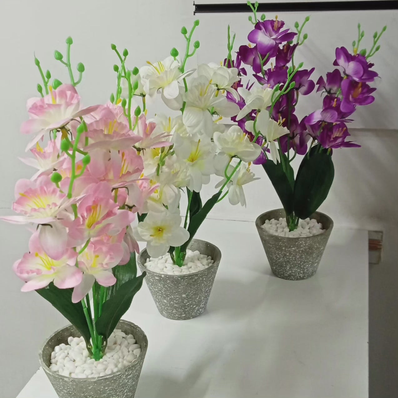 Fleur de bonsaï en fleur artificielle avec pot