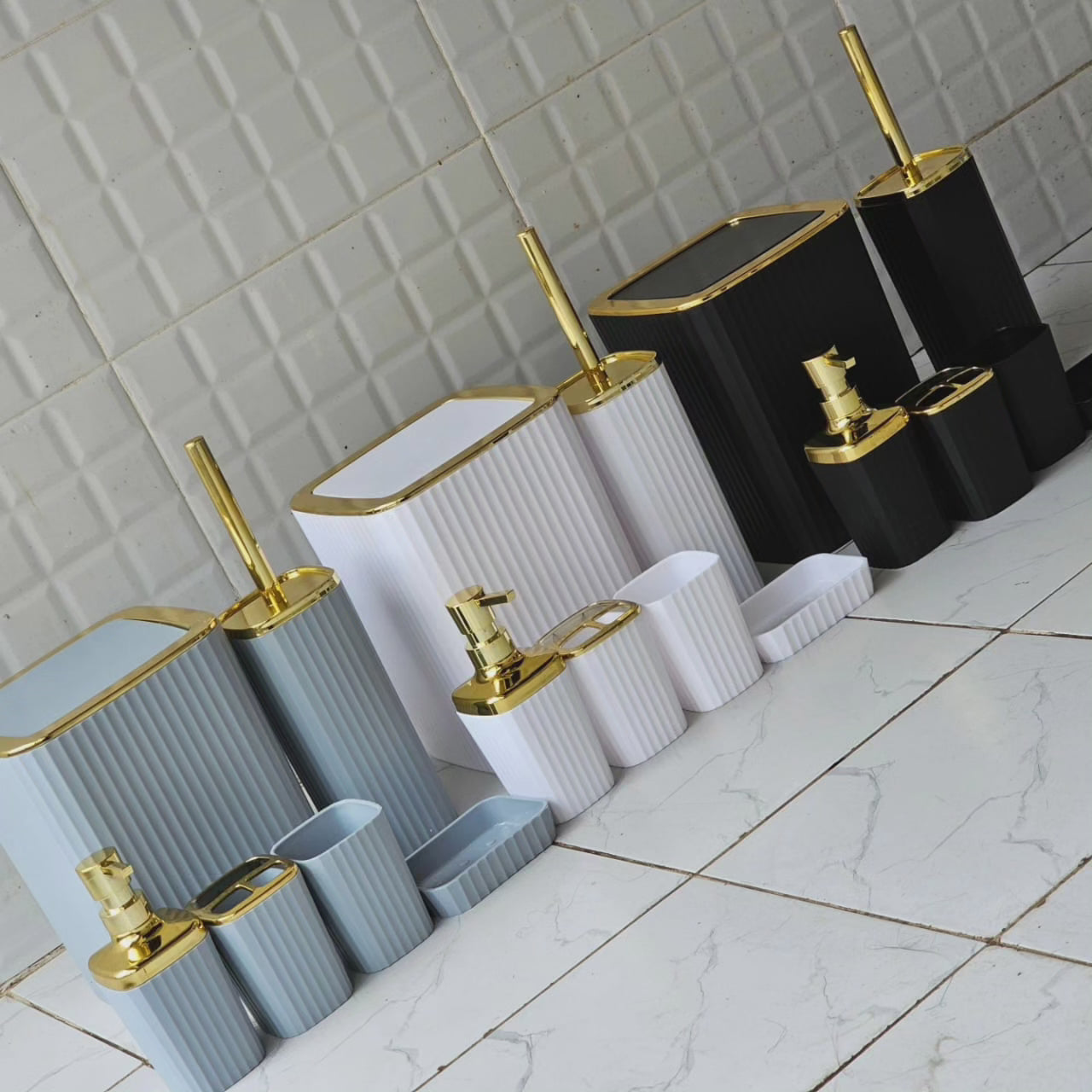 Set d'accessoires de salle de bains 6 en 1