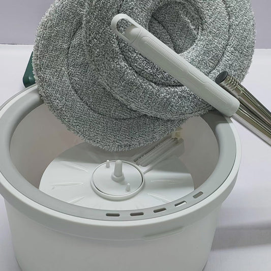 Séparation de l'eau propre et sale Mop essoreuse