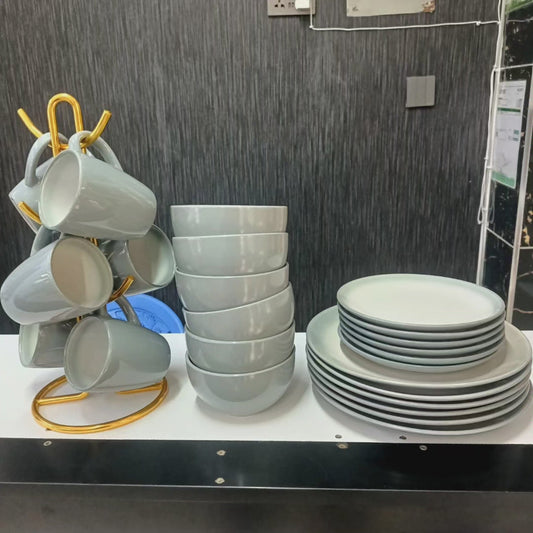 Set de dîner en céramique de 24 pièces