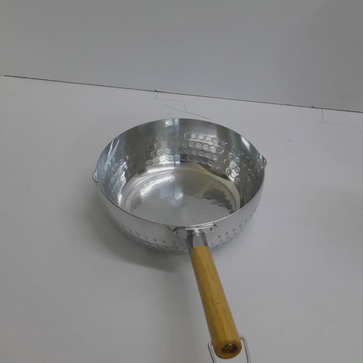 Ustensiles de cuisine en acier inoxydable Sufuria/Lait neige avec poignée en bois
