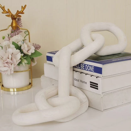 Décor en nœud de chaîne en bois