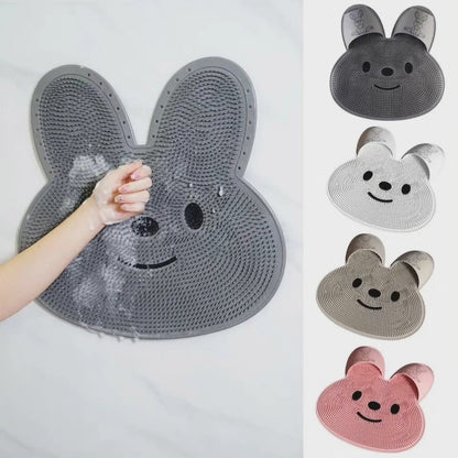 Tapis de bain antidérapant en forme de lapin, brosse à dos, masseur de pieds