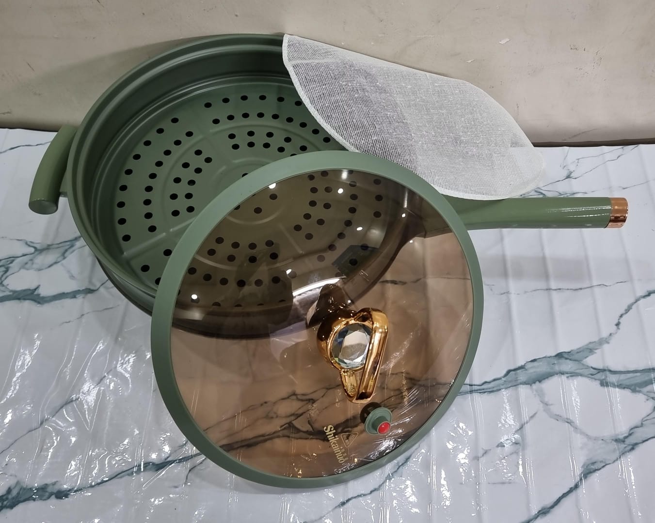 Casserole antiadhésive à vapeur