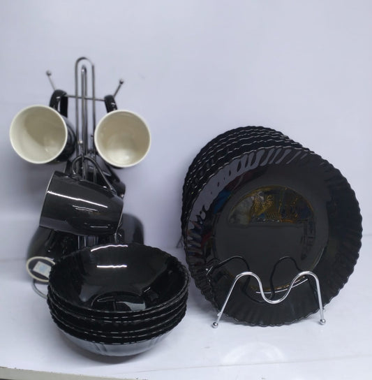 Set de dîner de 18 pièces