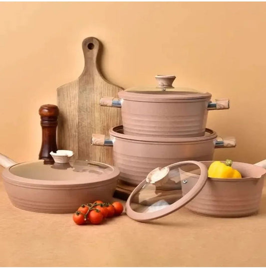 Ensemble de casseroles