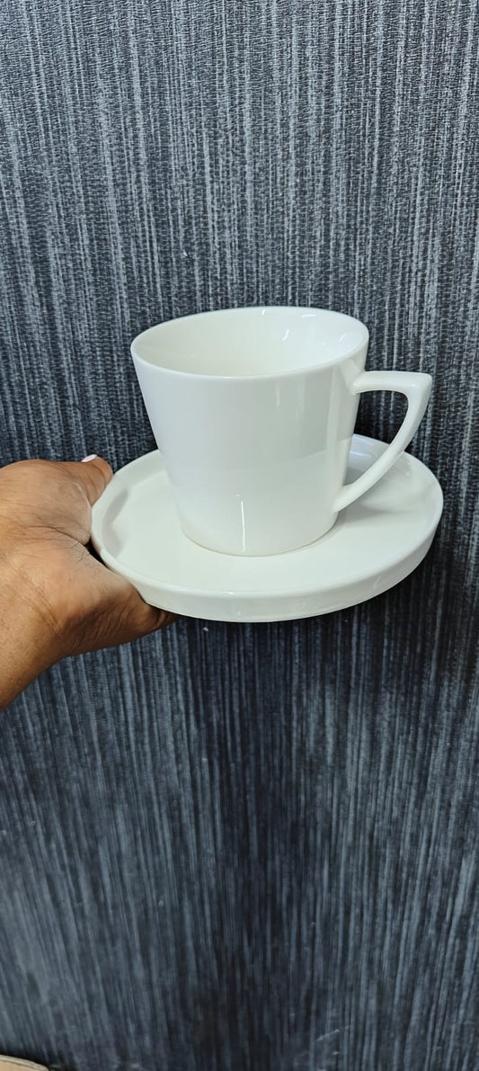 *16 pcs 8 tasses et 8 soucoupes set*