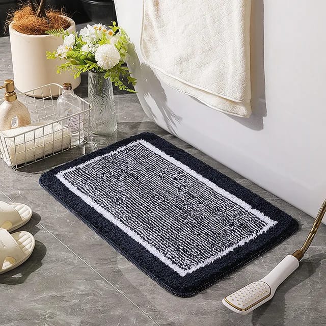 Grand tapis de bain en velours absorbant