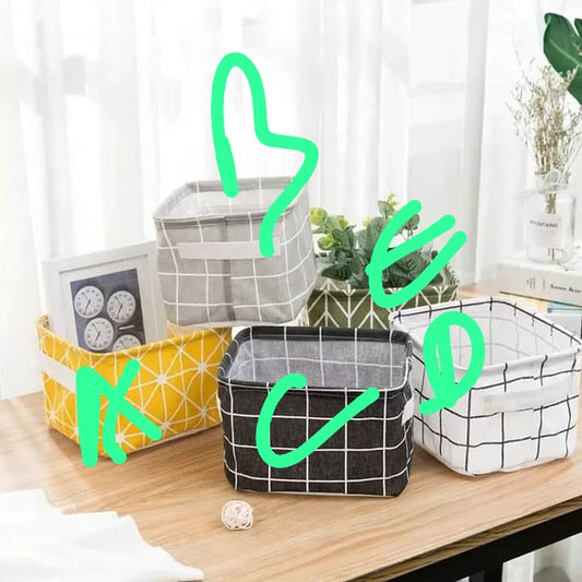 Bacs de rangement minimalistes