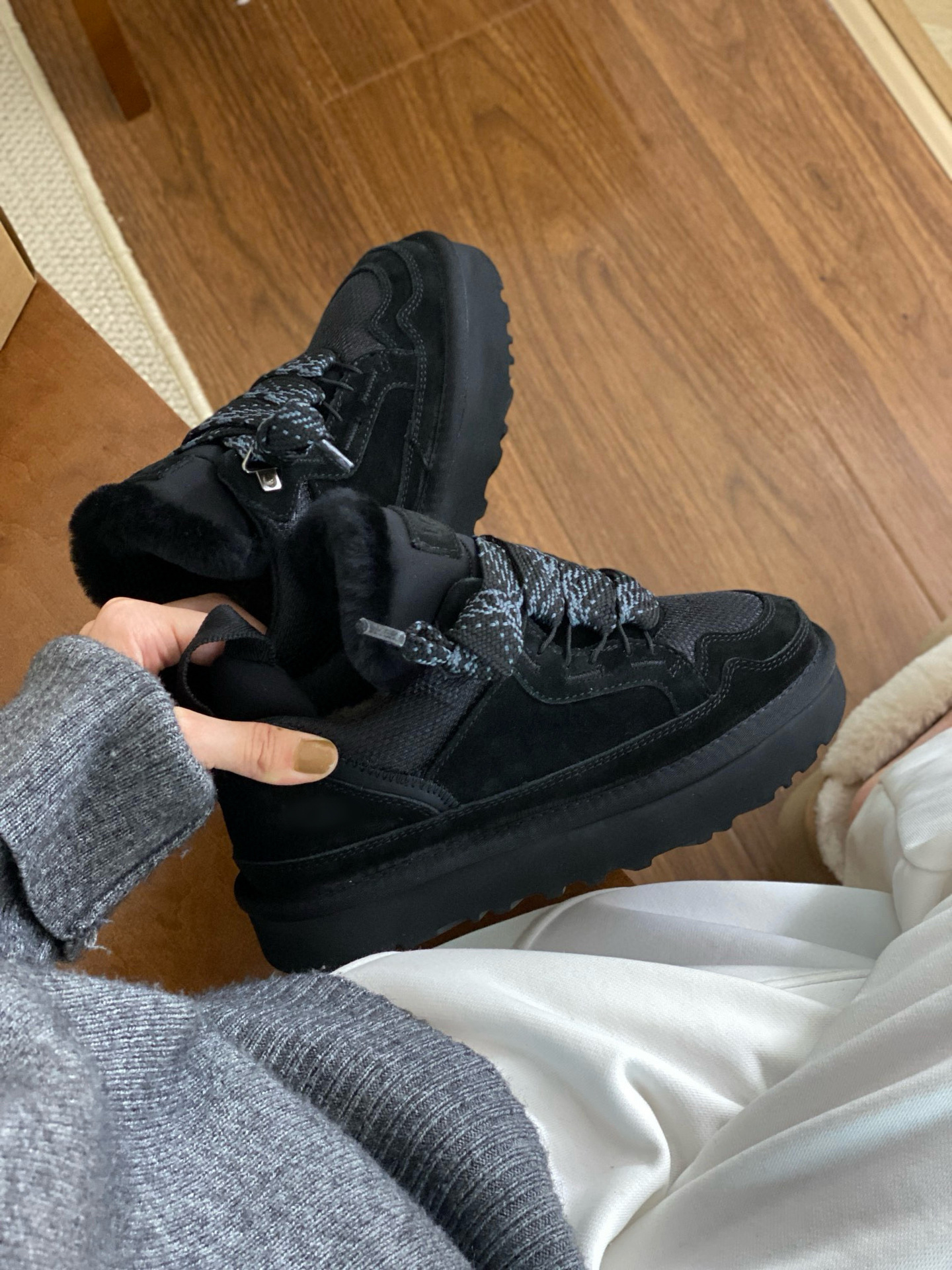 Floroux Femmes Confortable et Élégant - Ultra-Léger et Moderne