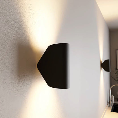 AstraBeam – Applique LED pour l'extérieur avec éclairage chaud