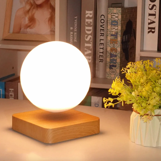 Floroux | lampadaire flottant lune | futuriste