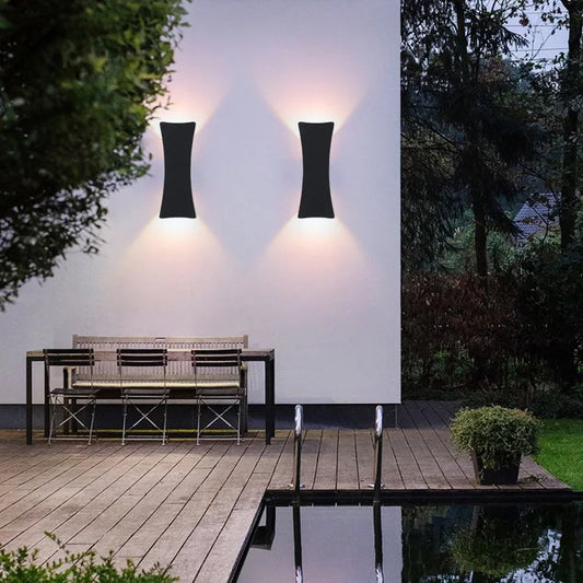 Floroux | Applique murale LED extérieure élégante pour l'architecture moderne
