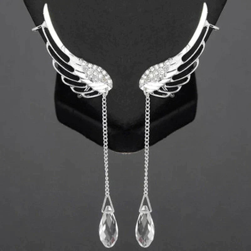 Boulettes d'oreilles en forme de longues ailes d'ange enchanteresses | Boucles d'oreilles uniques et élégantes