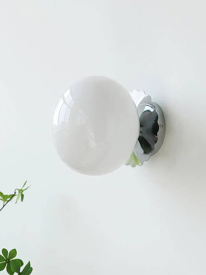 Floroux - Applique murale élégante en verre rose et métal pour chaque pièce