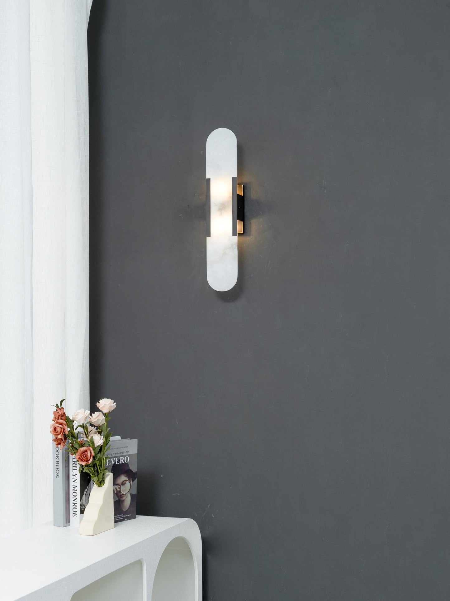 Floroux Applique Murale Allongée en Albâtre