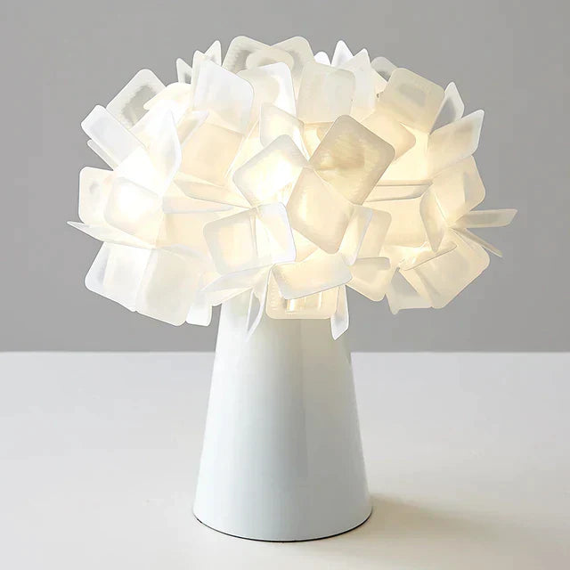 Floroux | Lampe de table au design moderne