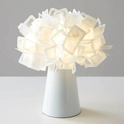 Floroux | Lampe de table au design moderne