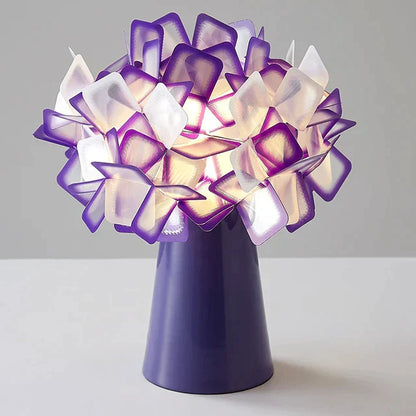 Floroux | Lampe de table au design moderne