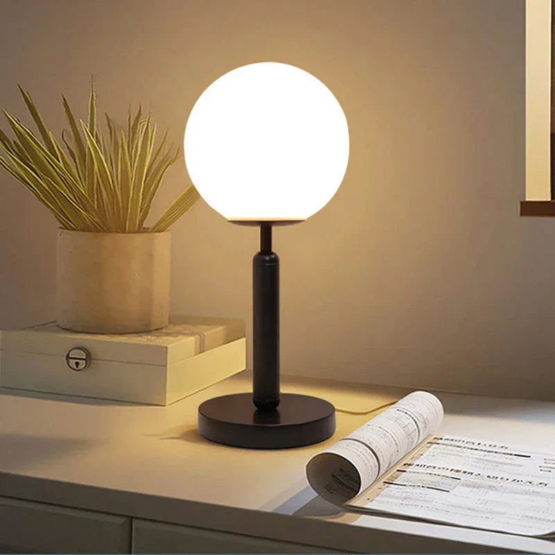 Floroux - Lampe de table en verre LED en laiton