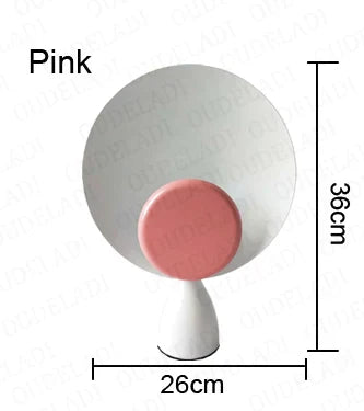 Élégance Scandinave : Lampe de Table Design NordicRadiance