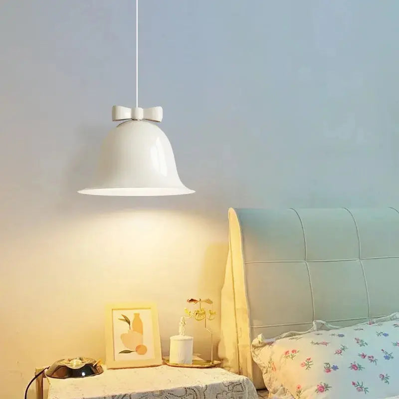 ArcLumi – Suspension Moderne en Forme de Cloche pour un Éclairage Élégant