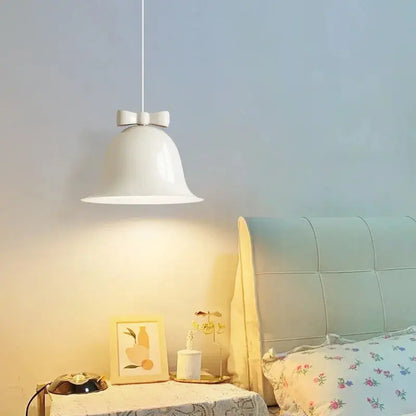 ArcLumi – Suspension Moderne en Forme de Cloche pour un Éclairage Élégant