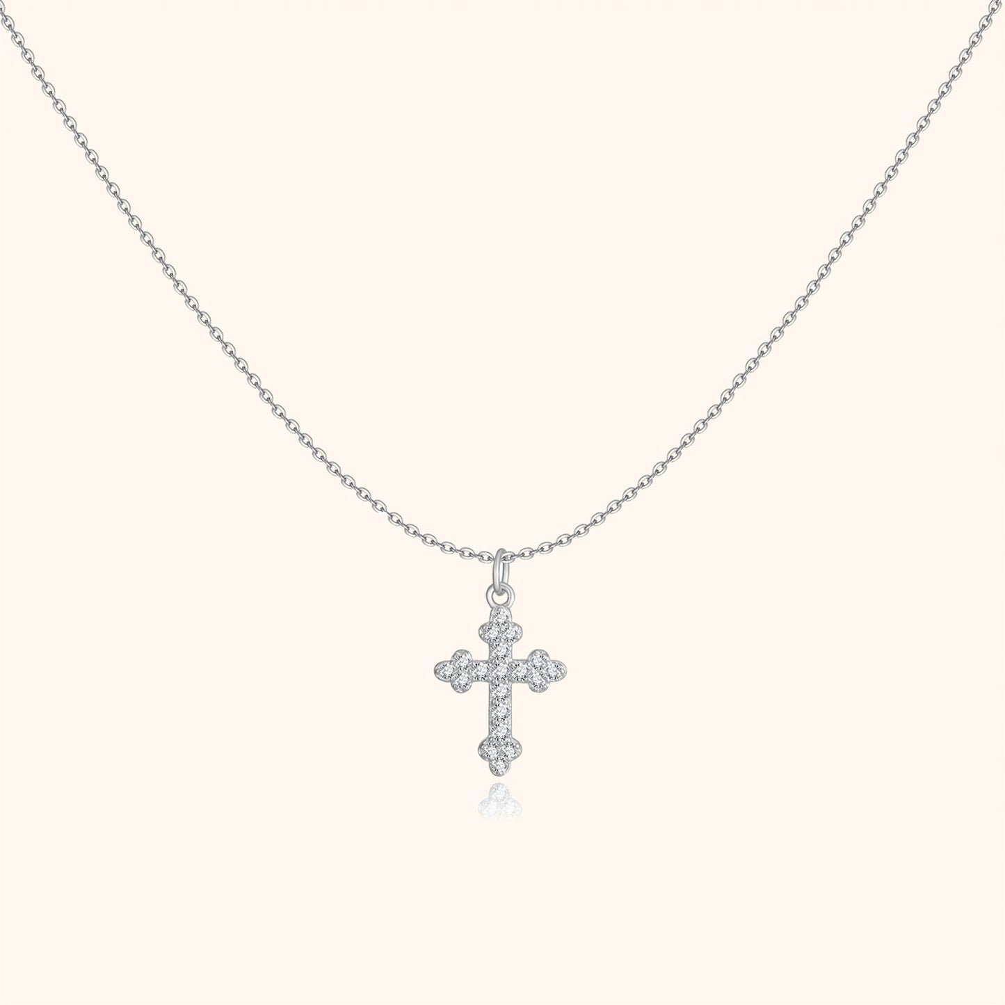 Collier en perles élégant Clémence avec design de croix