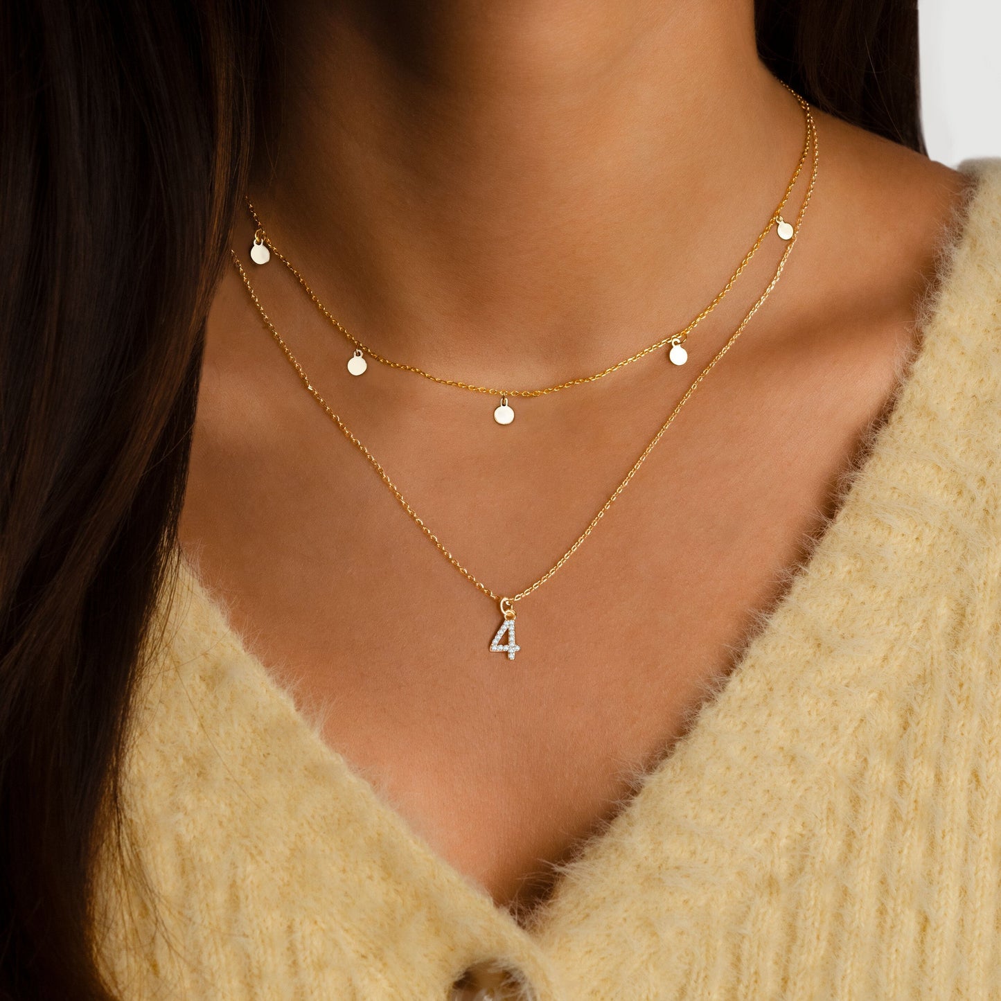 Élégante Aylin Collier avec Charmantes Petits Cercles