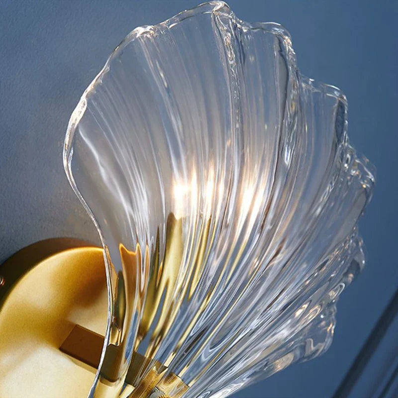 Floroux - Applique en verre en forme de coquillage