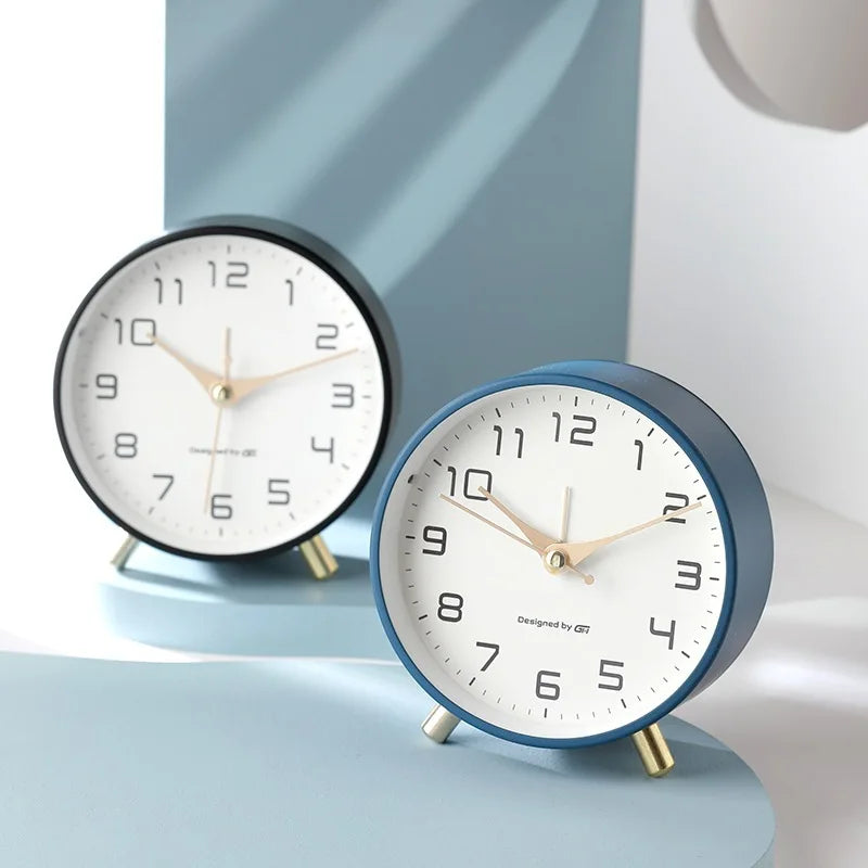 Horloge de table moderne style scandinave – horloge de bureau – look luxueux – métal – pour salon/couloir – 12 x 11 x 5 cm