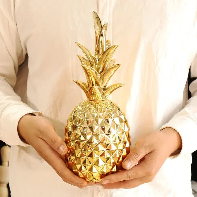 Floroux Figure Decor Pineapple Gold | Elegant Interior Decoration | Sculpture in White, Gold and Black