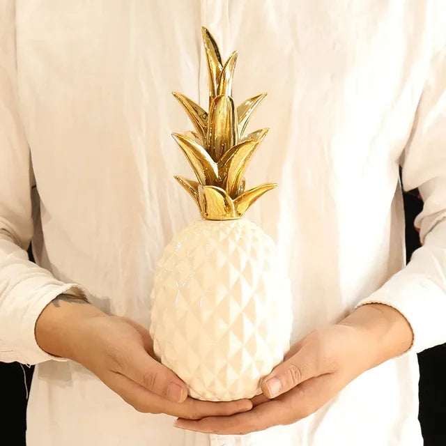 Floroux Figure Decor Pineapple Gold | Elegant Interior Decoration | Sculpture in White, Gold and Black