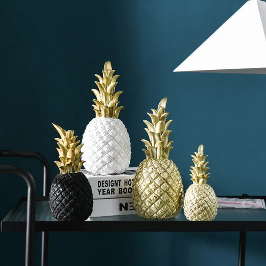 Floroux Figure Decor Pineapple Gold | Elegant Interior Decoration | Sculpture in White, Gold and Black