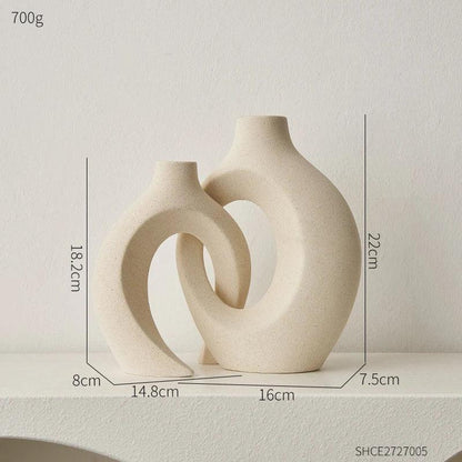 Ensemble de vases en céramique moderne