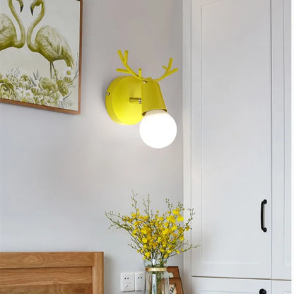 AntlerGlow – Lampe murale Gewei