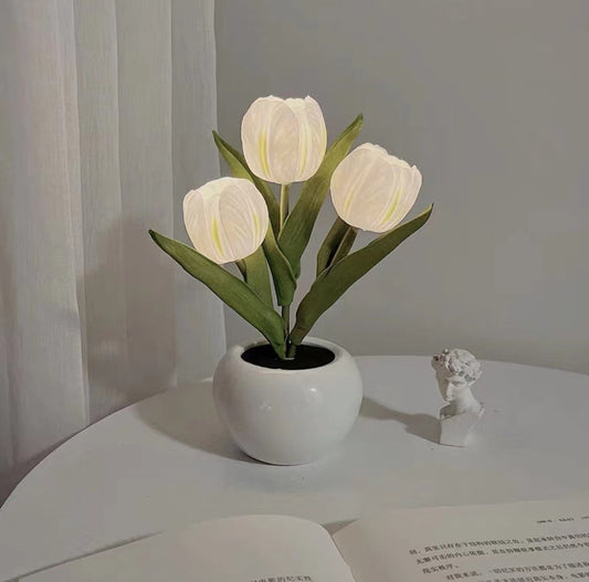 Lampe de Nuit LED Fleur de Tulipe - Cadeau Parfait pour Enfants et Filles