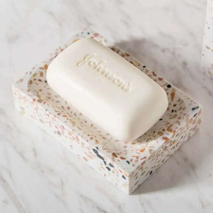Accessoires de salle de bain en terrazzo orange