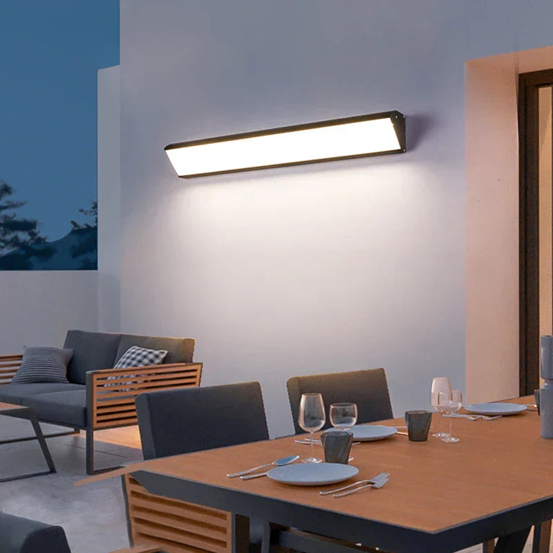 Floroux | Lumière LED étanche pour usage extérieur