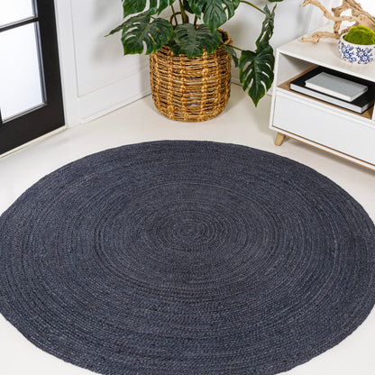 Braided jute round rug Floroux | Coastal cottage design | Durable elegance for your home