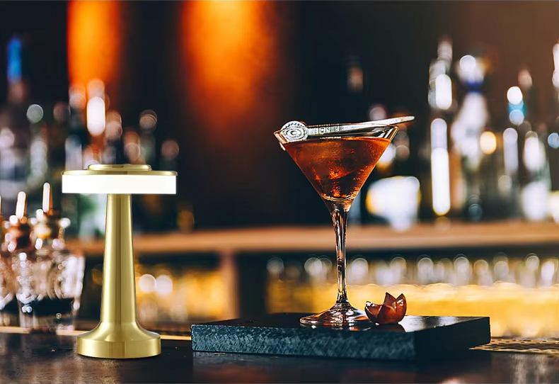 RetroGlow | Lampe de table LED multifonction rechargeable