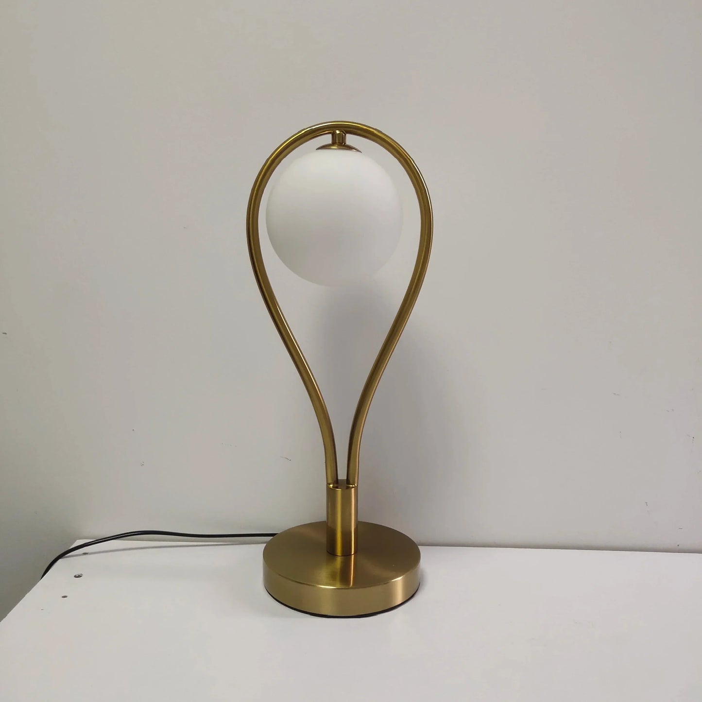 ÉclatFrosted - Lampe de chevet en verre et or