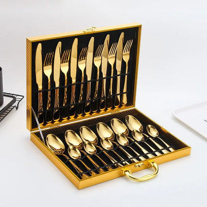 Ensemble de couverts Opulent Gold - L'élégant ensemble de couverts en or et argent de 24 pièces