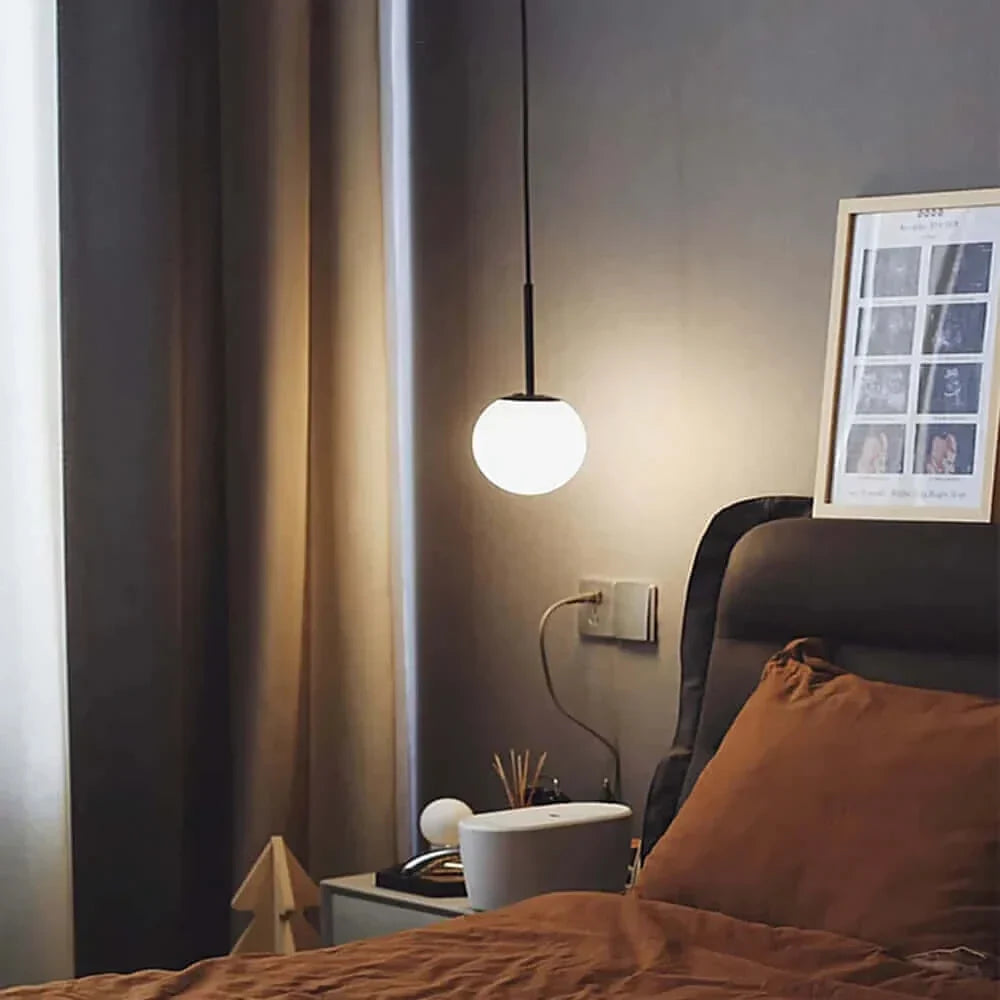 Penderie en verre de style moderne du milieu du siècle