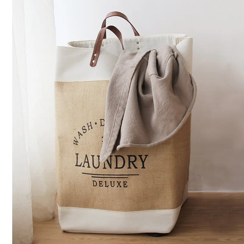 Panier à linge élégant avec poignées