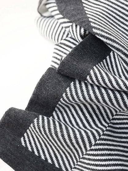 Couverture en tricot en chevrons luxueuse [130x180CM]