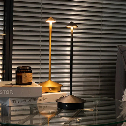 Chic GlowLite Lampe de Bureau - Éclairez votre espace de travail