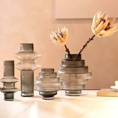 Créativité Collection de vases en verre ambre - Floroux Homeware