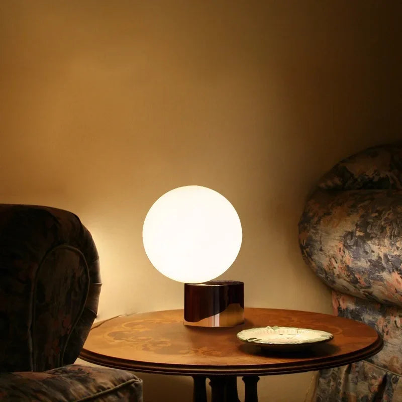 Floroux Globe Lamp Design Diagonal | Modern LED Table Lamp | Decorative Lighting for the Home