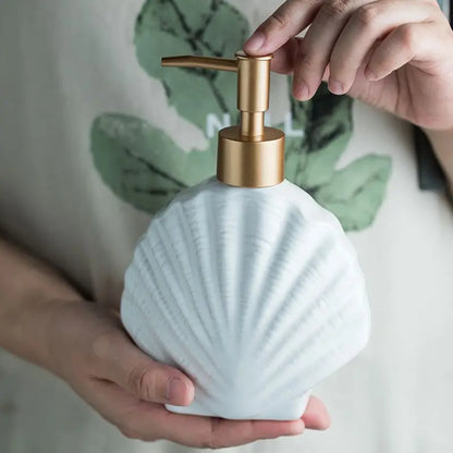 Floroux soap dispenser | Nautical design | Seashell and starfish pattern | Bathroom decor